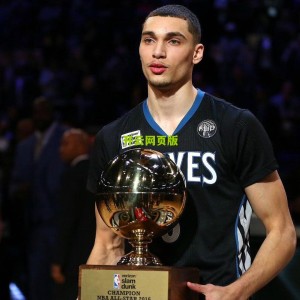 kaiyun登录入口_哈德森迎万分里程碑却难救主，CBA赛场再演空砍帝悲情