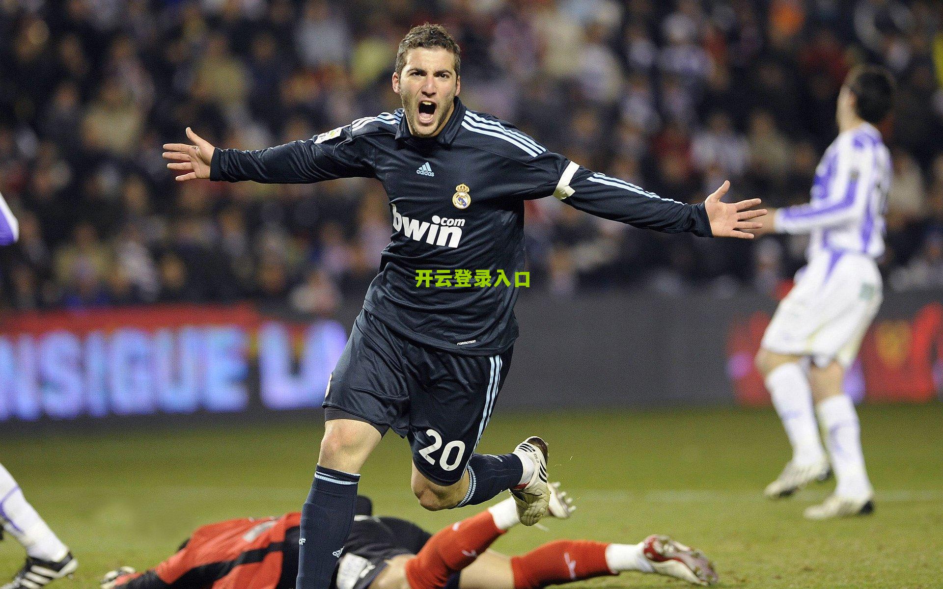 议起复盘｜快船沉浮录，战术迷航与球星困局，救赎之路在何方？